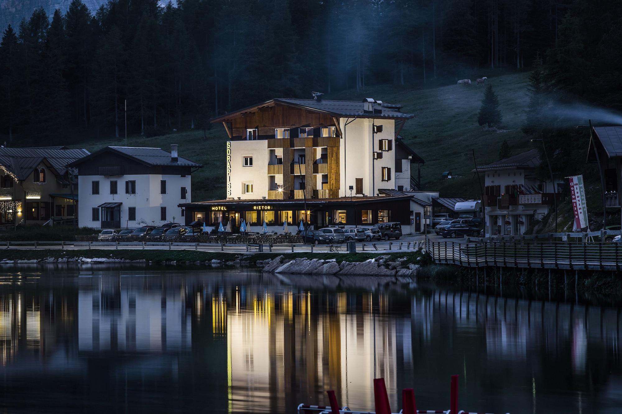 Hotel Sorapiss Misurina Bagian luar foto